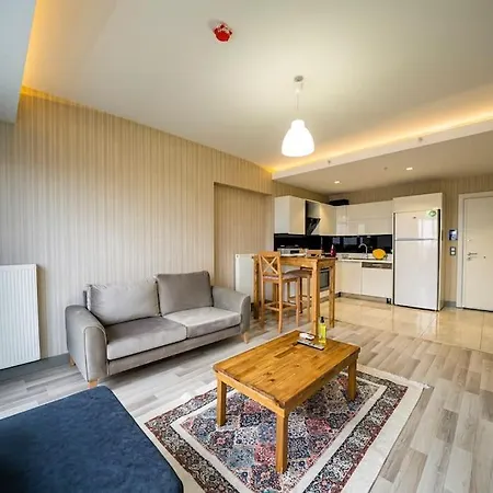 Apartment Allure Towers 77 *